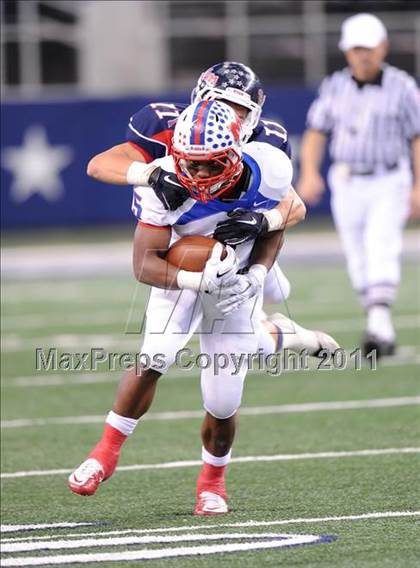 Thumbnail 1 in Midway vs. Ryan (4A Division 1 Region 1 Semifinals) photogallery.