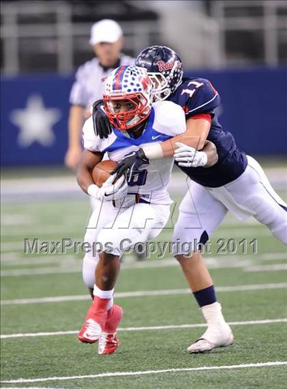 Thumbnail 3 in Midway vs. Ryan (4A Division 1 Region 1 Semifinals) photogallery.