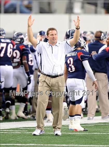 Thumbnail 1 in Midway vs. Ryan (4A Division 1 Region 1 Semifinals) photogallery.