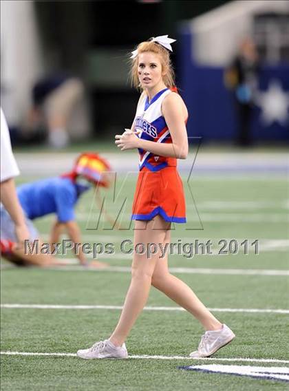 Thumbnail 2 in Midway vs. Ryan (4A Division 1 Region 1 Semifinals) photogallery.