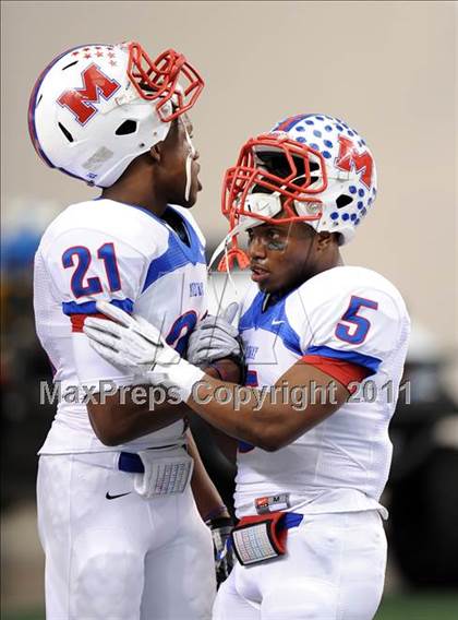 Thumbnail 1 in Midway vs. Ryan (4A Division 1 Region 1 Semifinals) photogallery.