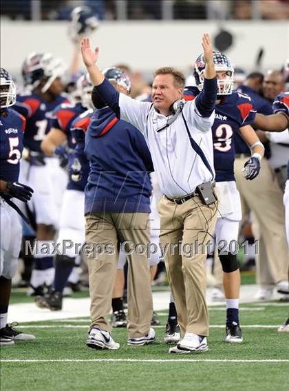 Thumbnail 1 in Midway vs. Ryan (4A Division 1 Region 1 Semifinals) photogallery.