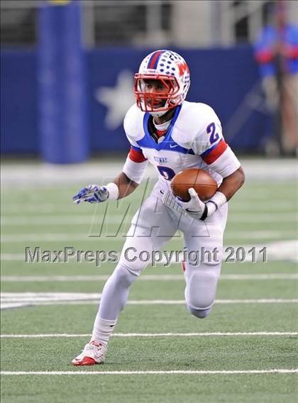 Thumbnail 3 in Midway vs. Ryan (4A Division 1 Region 1 Semifinals) photogallery.