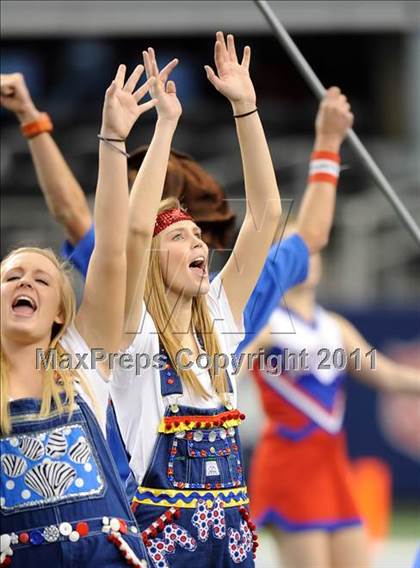 Thumbnail 1 in Midway vs. Ryan (4A Division 1 Region 1 Semifinals) photogallery.