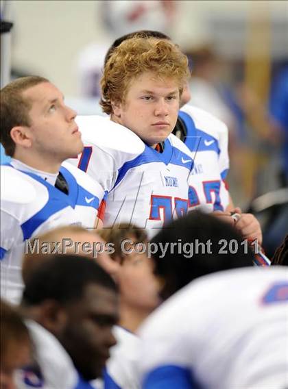 Thumbnail 1 in Midway vs. Ryan (4A Division 1 Region 1 Semifinals) photogallery.