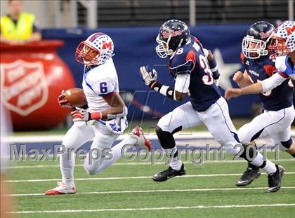 Thumbnail 1 in Midway vs. Ryan (4A Division 1 Region 1 Semifinals) photogallery.