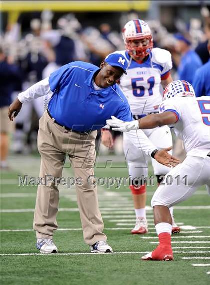 Thumbnail 3 in Midway vs. Ryan (4A Division 1 Region 1 Semifinals) photogallery.