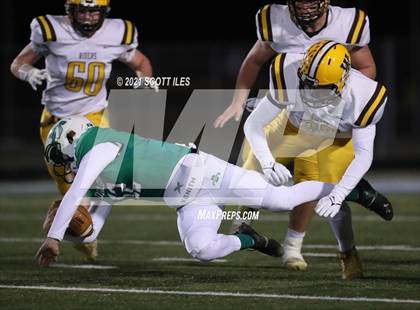 Thumbnail 3 in West Jefferson vs Fairland (OHSAA D6 Regional) photogallery.