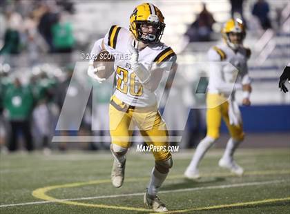 Thumbnail 3 in West Jefferson vs Fairland (OHSAA D6 Regional) photogallery.