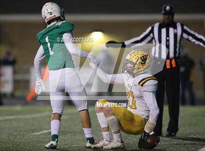 Thumbnail 3 in West Jefferson vs Fairland (OHSAA D6 Regional) photogallery.