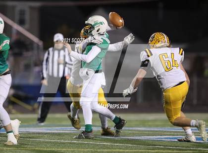 Thumbnail 1 in West Jefferson vs Fairland (OHSAA D6 Regional) photogallery.