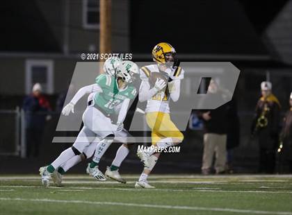 Thumbnail 3 in West Jefferson vs Fairland (OHSAA D6 Regional) photogallery.