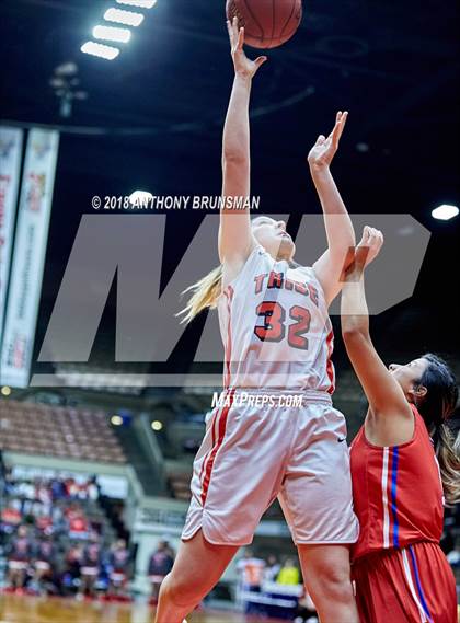 Thumbnail 1 in Chowchilla vs. Firebaugh (CIF CS D5 Final) photogallery.
