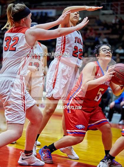 Thumbnail 3 in Chowchilla vs. Firebaugh (CIF CS D5 Final) photogallery.
