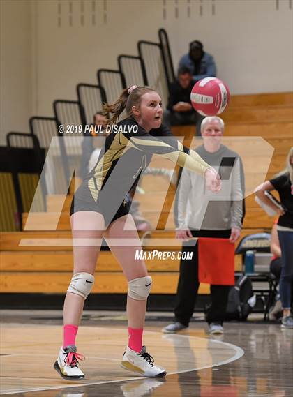 Thumbnail 3 in Regis Jesuit @ Rock Canyon photogallery.