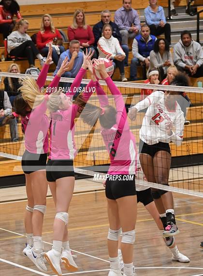 Thumbnail 3 in Regis Jesuit @ Rock Canyon photogallery.