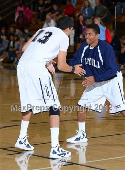Thumbnail 2 in Notre Dame vs. Loyola photogallery.