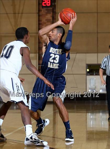 Thumbnail 2 in Notre Dame vs. Loyola photogallery.