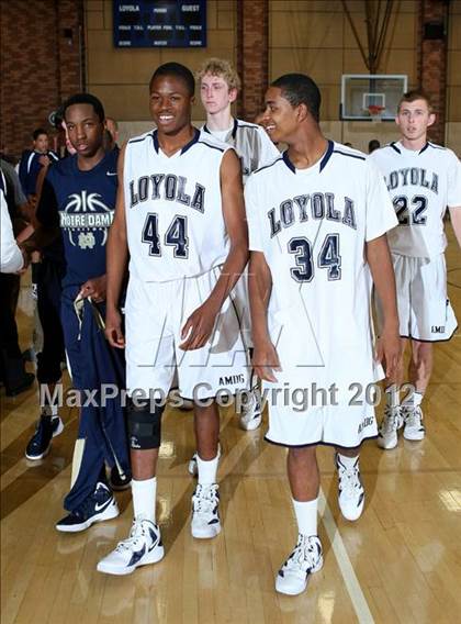 Thumbnail 2 in Notre Dame vs. Loyola photogallery.