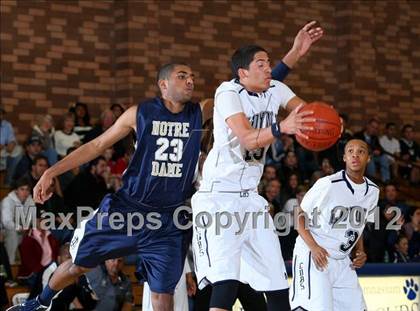 Thumbnail 1 in Notre Dame vs. Loyola photogallery.