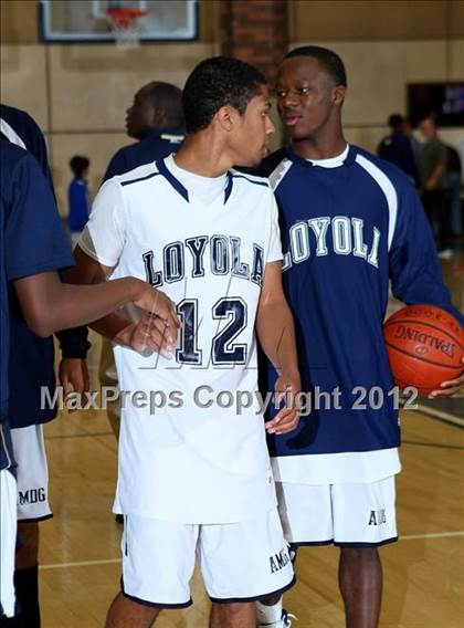 Thumbnail 1 in Notre Dame vs. Loyola photogallery.
