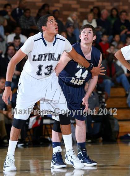 Thumbnail 3 in Notre Dame vs. Loyola photogallery.