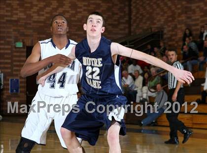 Thumbnail 2 in Notre Dame vs. Loyola photogallery.