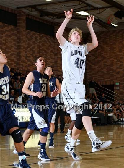 Thumbnail 1 in Notre Dame vs. Loyola photogallery.