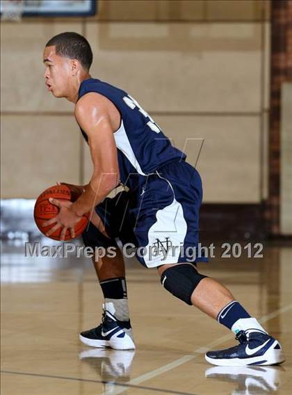 Thumbnail 2 in Notre Dame vs. Loyola photogallery.