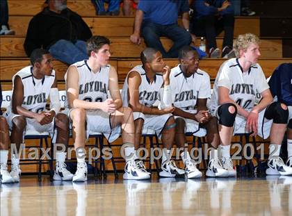 Thumbnail 1 in Notre Dame vs. Loyola photogallery.