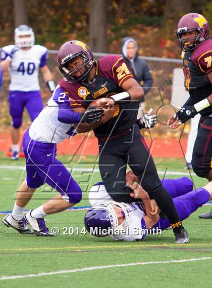 Thumbnail 3 in Gonzaga @ Bishop McNamara photogallery.