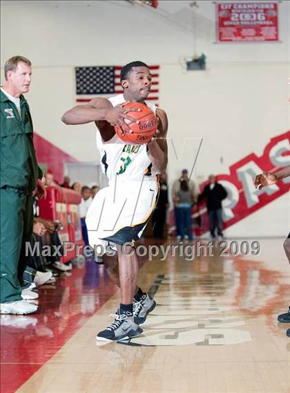 Thumbnail 2 in Lutheran vs. Eisenhower (Rose City Round Ball Classic) photogallery.