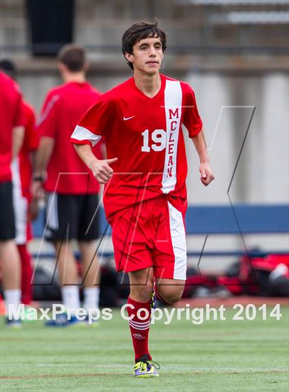 Thumbnail 2 in McLean vs. Yorktown (VHSL 6A Semifinal) photogallery.