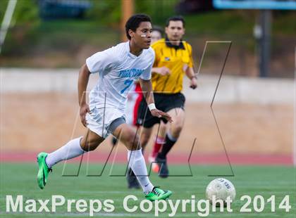 Thumbnail 3 in McLean vs. Yorktown (VHSL 6A Semifinal) photogallery.