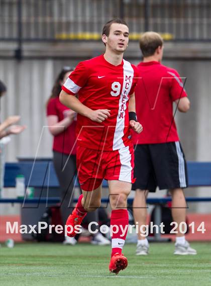 Thumbnail 2 in McLean vs. Yorktown (VHSL 6A Semifinal) photogallery.