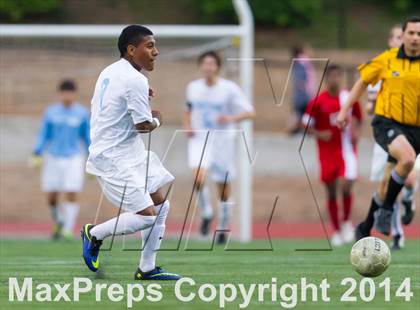 Thumbnail 2 in McLean vs. Yorktown (VHSL 6A Semifinal) photogallery.