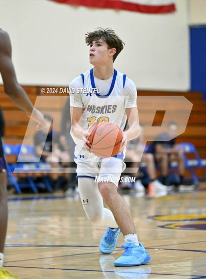 Thumbnail 2 in Oroville vs. Sutter (Pierce Invitational) photogallery.