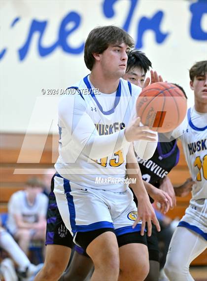Thumbnail 1 in Oroville vs. Sutter (Pierce Invitational) photogallery.