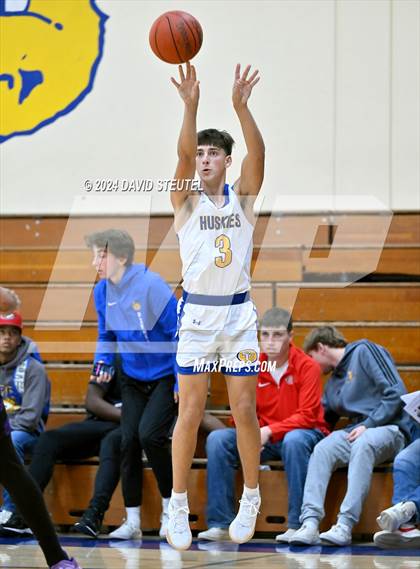 Thumbnail 3 in Oroville vs. Sutter (Pierce Invitational) photogallery.