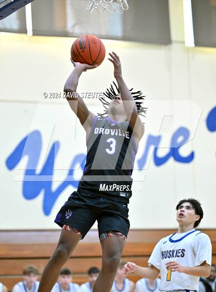 Thumbnail 1 in Oroville vs. Sutter (Pierce Invitational) photogallery.