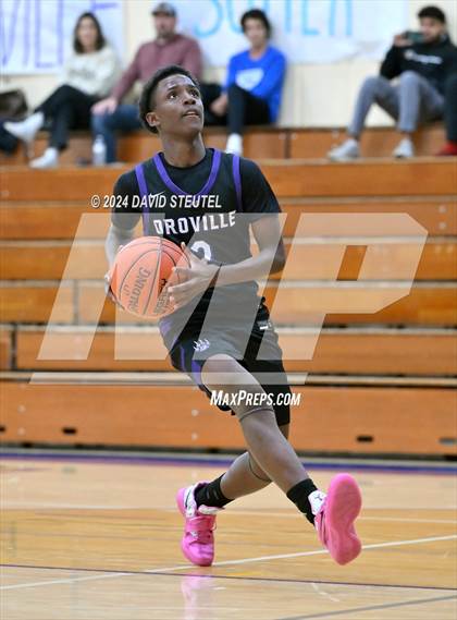 Thumbnail 3 in Oroville vs. Sutter (Pierce Invitational) photogallery.