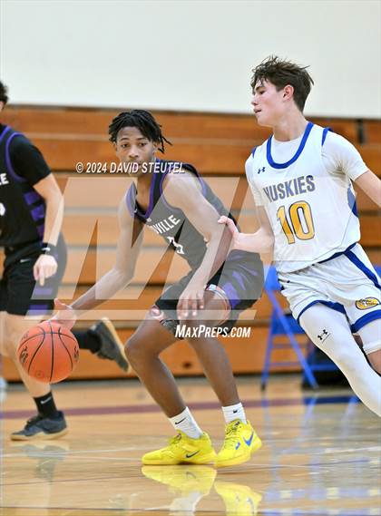 Thumbnail 2 in Oroville vs. Sutter (Pierce Invitational) photogallery.