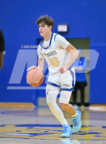 Thumbnail 3 in Oroville vs. Sutter (Pierce Invitational) photogallery.