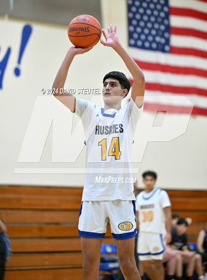 Thumbnail 3 in Oroville vs. Sutter (Pierce Invitational) photogallery.