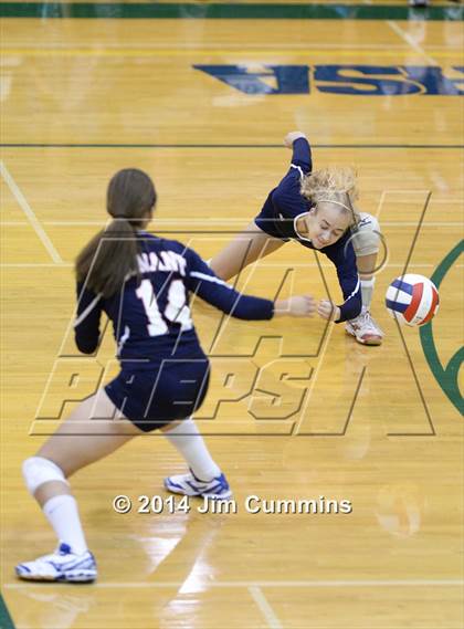 Thumbnail 2 in Conant @ Fremd photogallery.