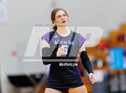 Thumbnail 1 in Gretna vs. Bellevue East photogallery.