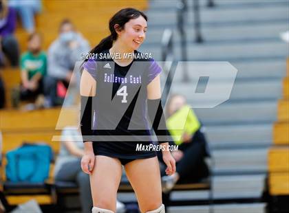 Thumbnail 1 in Gretna vs. Bellevue East photogallery.