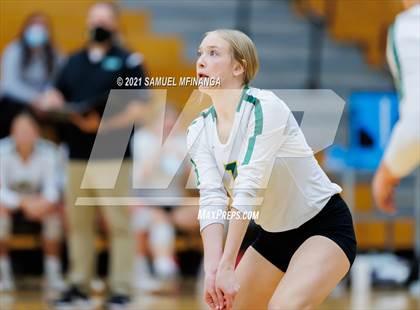 Thumbnail 2 in Gretna vs. Bellevue East photogallery.