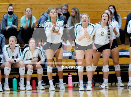 Thumbnail 3 in Gretna vs. Bellevue East photogallery.