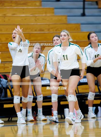 Thumbnail 1 in Gretna vs. Bellevue East photogallery.